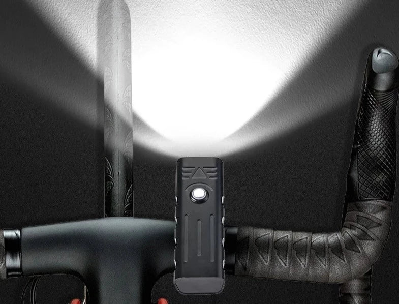 Lanterna USB recarregável 3000 lumens