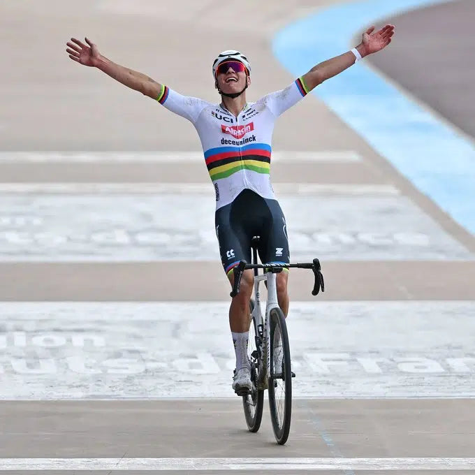 Camisa Ciclismo Van der Poel UCI + Bretelle